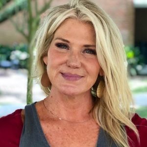 Meet your Posher, Paula